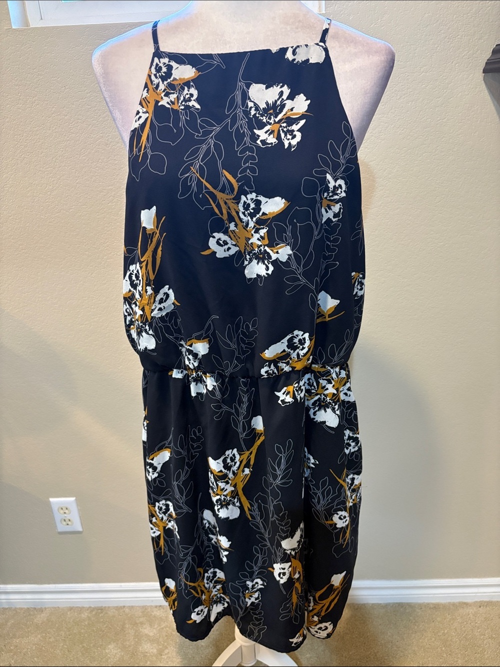 Black Floral Halter Midi Dress with Side Pockets and Lining-Size XL